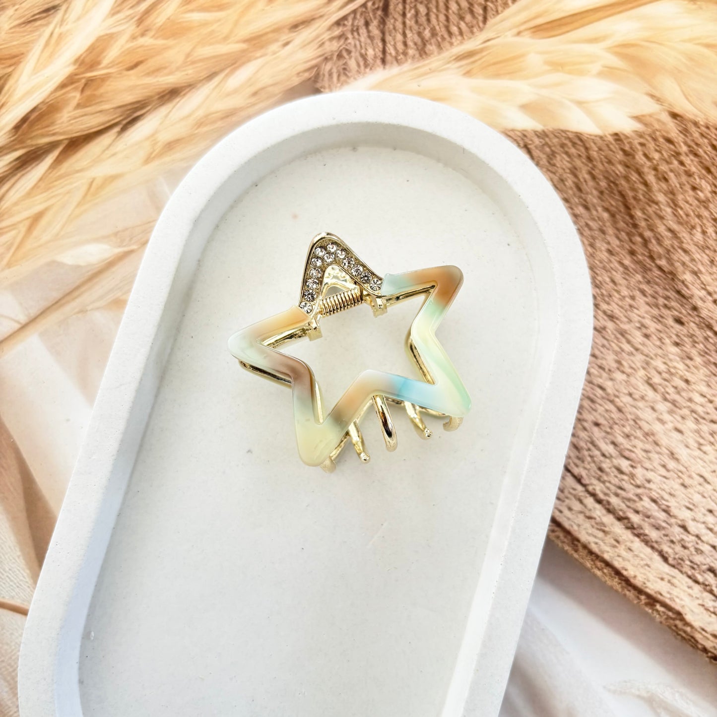 Star with stone metal Clutches / Claws