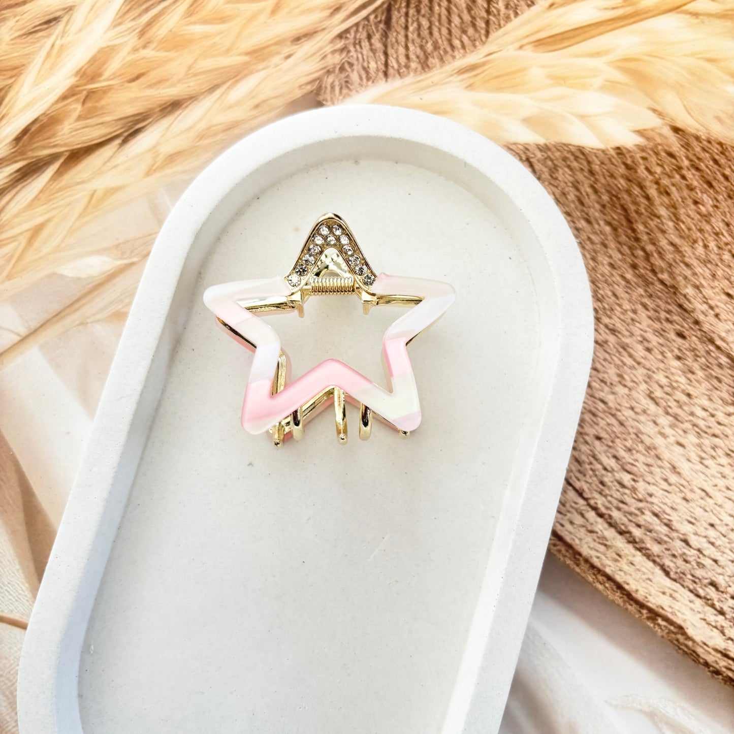 Star with stone metal Clutches / Claws