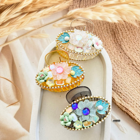 Elegant floral Clutches / Claws