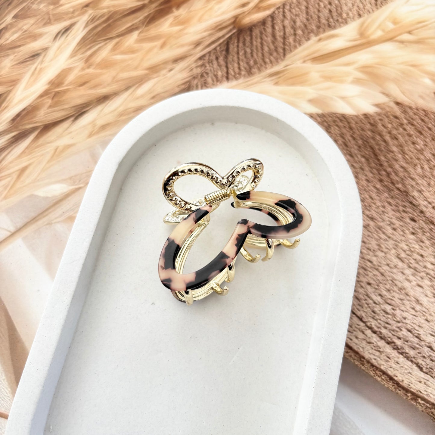 Butterfly with stone metal Clutches / Claws